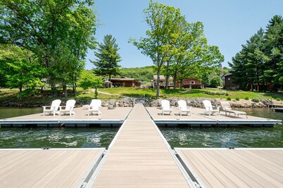 Lakefront Cabin Suite 4-Hot Tub, Full Kitchen