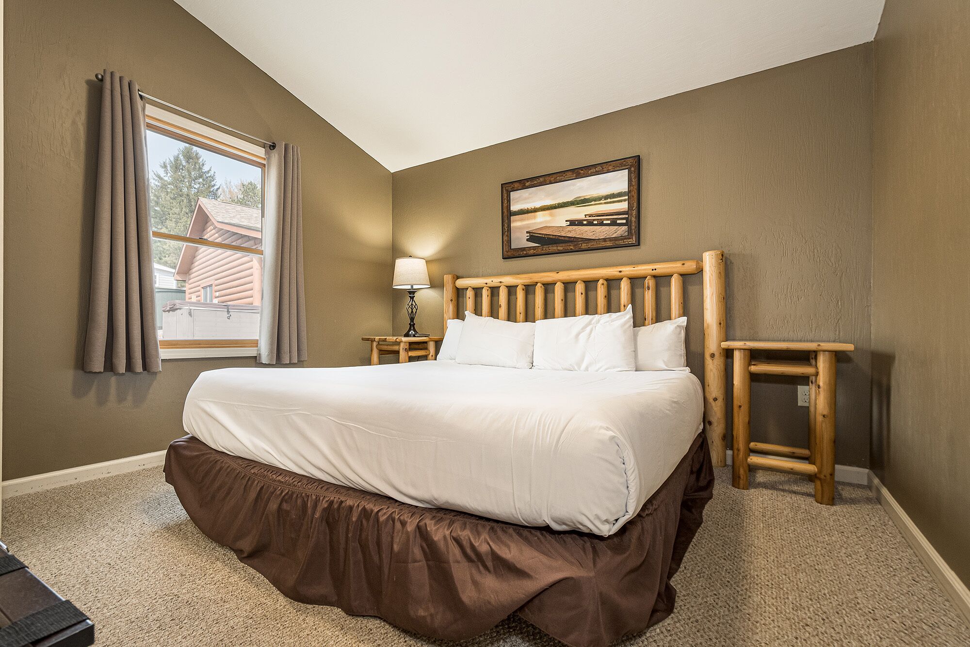 2 多间卧室、熨斗/熨衣板、WiFi、床单