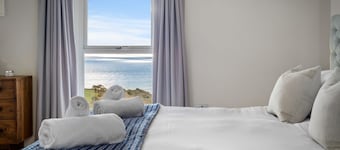Channel View - Luxury Cottages
