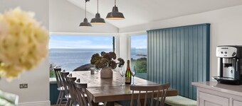 Channel View - Luxury Cottages