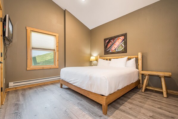 2 soverom, strykejern/-brett, wi-fi og sengetøy