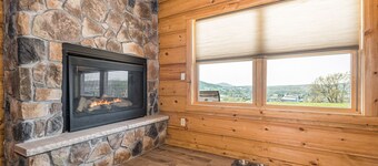 Grandview Cabin Suite 28-Hot Tub, Dog Friendly