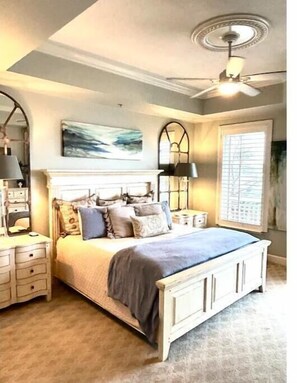3 bedrooms, desk, iron/ironing board, free WiFi