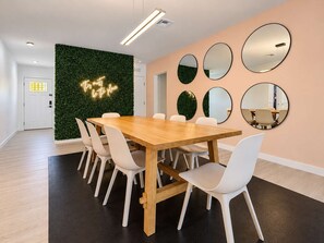 Dining - Casa Palma | Pool + Hot Tub + Mini Golf (Miami)