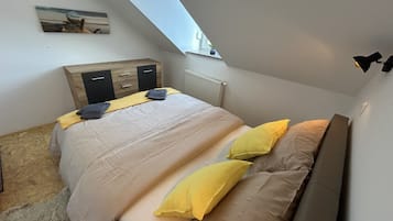 1 quarto, acesso à internet, roupa de cama