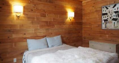 Jewelbox cabin in Cataldo
