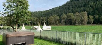 Ranch House Retreat with Hot Tub on the CDA River