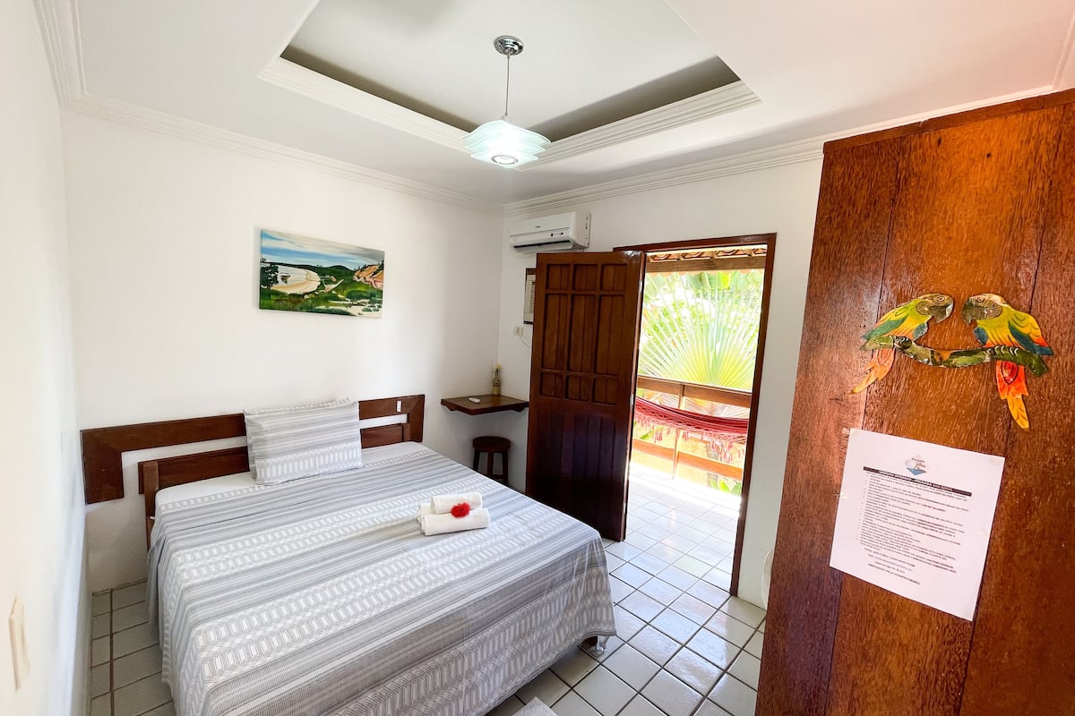 Standard Apartment | 9 bedrooms, hypo-allergenic bedding, desk, free WiFi