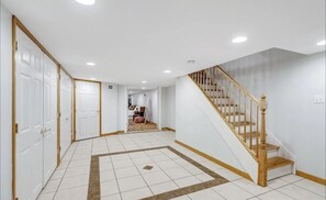 Interior - Spacious 2 BR Fairmount-Francisville Flat (Philadelphia)