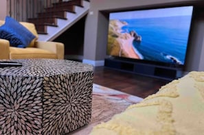 Interior - Luxury Town House at Legacy Shops (Plano)