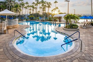 Pool - FAMILY GET-A-WAY BARGAIN
Enjoy the beautiful Marriott Cypress Harbour (Orlando)