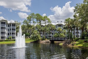 Exterior - FAMILY GET-A-WAY BARGAIN
Enjoy the beautiful Marriott Cypress Harbour (Orlando)