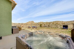 Bain à remous extérieur