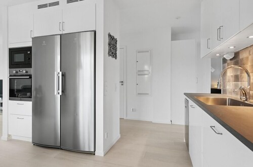 Eget Rum i Delad Lägenhet på Härliga Västkusten