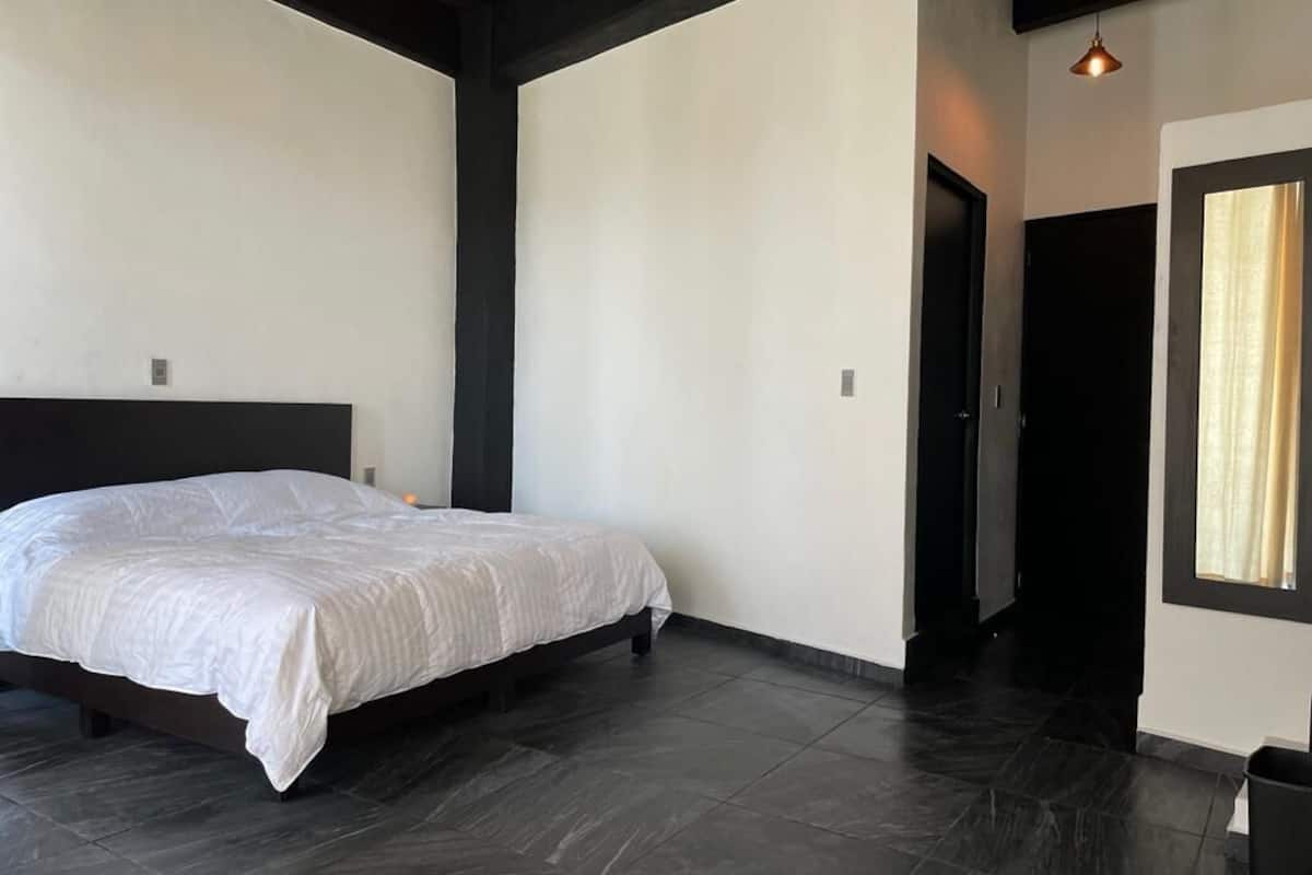 Standard Room, Lake View