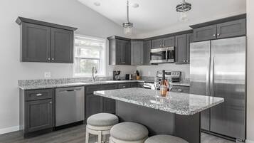 Luxury House | Private kitchen | Fridge, microwave, oven, dishwasher