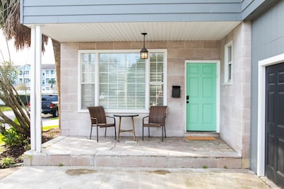 NEW Listing! In the Heart of Jax Beach