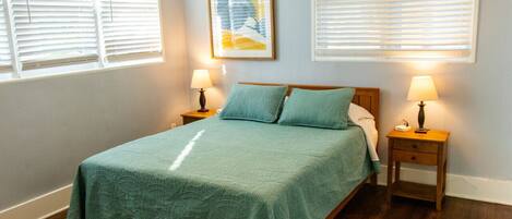 1 bedroom, iron/ironing board, travel cot, free WiFi