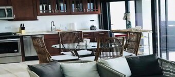 Huge 2-bedroom condo with WiFi, AC in enjoyable St. Thomas