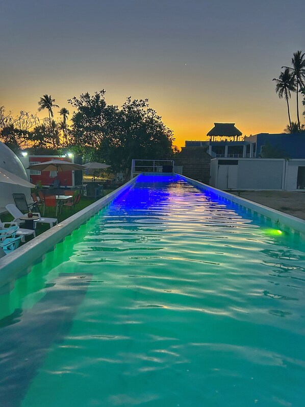 Utomhuspool