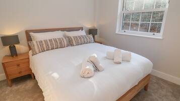 1 bedroom, individually decorated, individually furnished, free WiFi