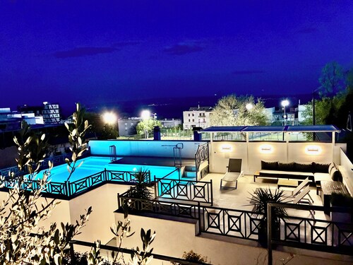 Luxury house Prestige