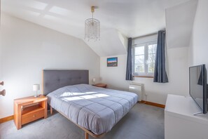 4 chambres, fer et planche à repasser, Wi-Fi gratuit