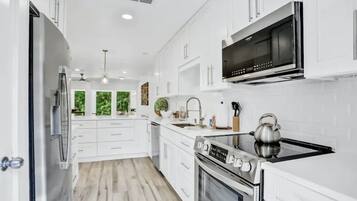 Microwave, oven, stovetop, dishwasher