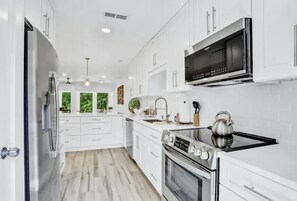 Microwave, oven, stovetop, dishwasher