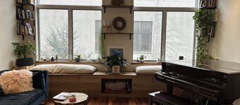 Gorgeous Modern 3-story Brownstone Two Blocks from the Barclays Center!