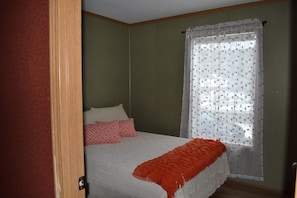 3 Schlafzimmer, Schreibtisch, Bügeleisen/Bügelbrett, kostenloses WLAN