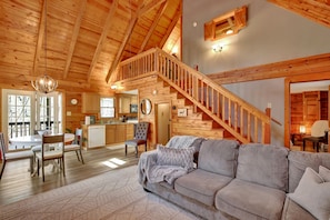 Smart TV, fireplace, video games