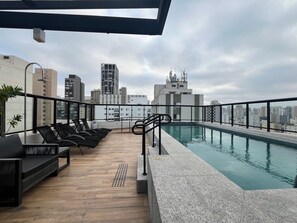 Outdoor pool - Studio em Perdizes - em frente a PUC (São Paulo)