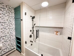 Hair dryer, towels