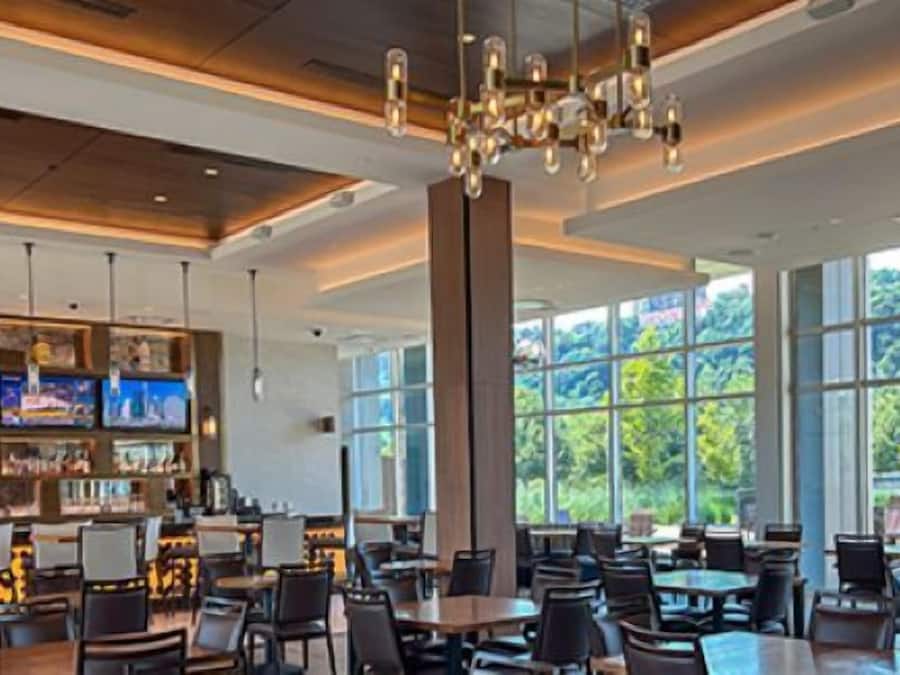 4 bar/lounge, salone nella hall