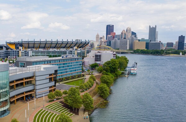 Aerial view - The Landing Hotel at Rivers Casino  (Pittsburgh)