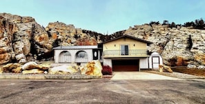 Exterior - SUPER Unique 4BR 3Bath Nature Home Getaway - 9beds (Vernal)