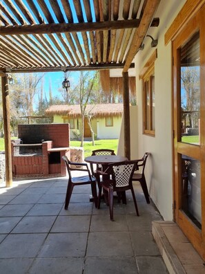 Family Cabin, Garden View | Terrace/patio