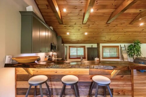 Trail House on the Parkway