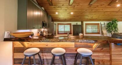 Trail House on the Parkway