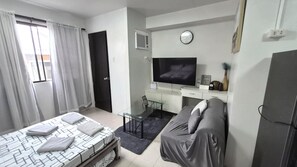 1 chambre, fer et planche à repasser, Wi-Fi gratuit, draps fournis