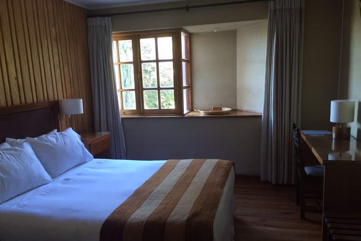 Standard Double Room, Garden View