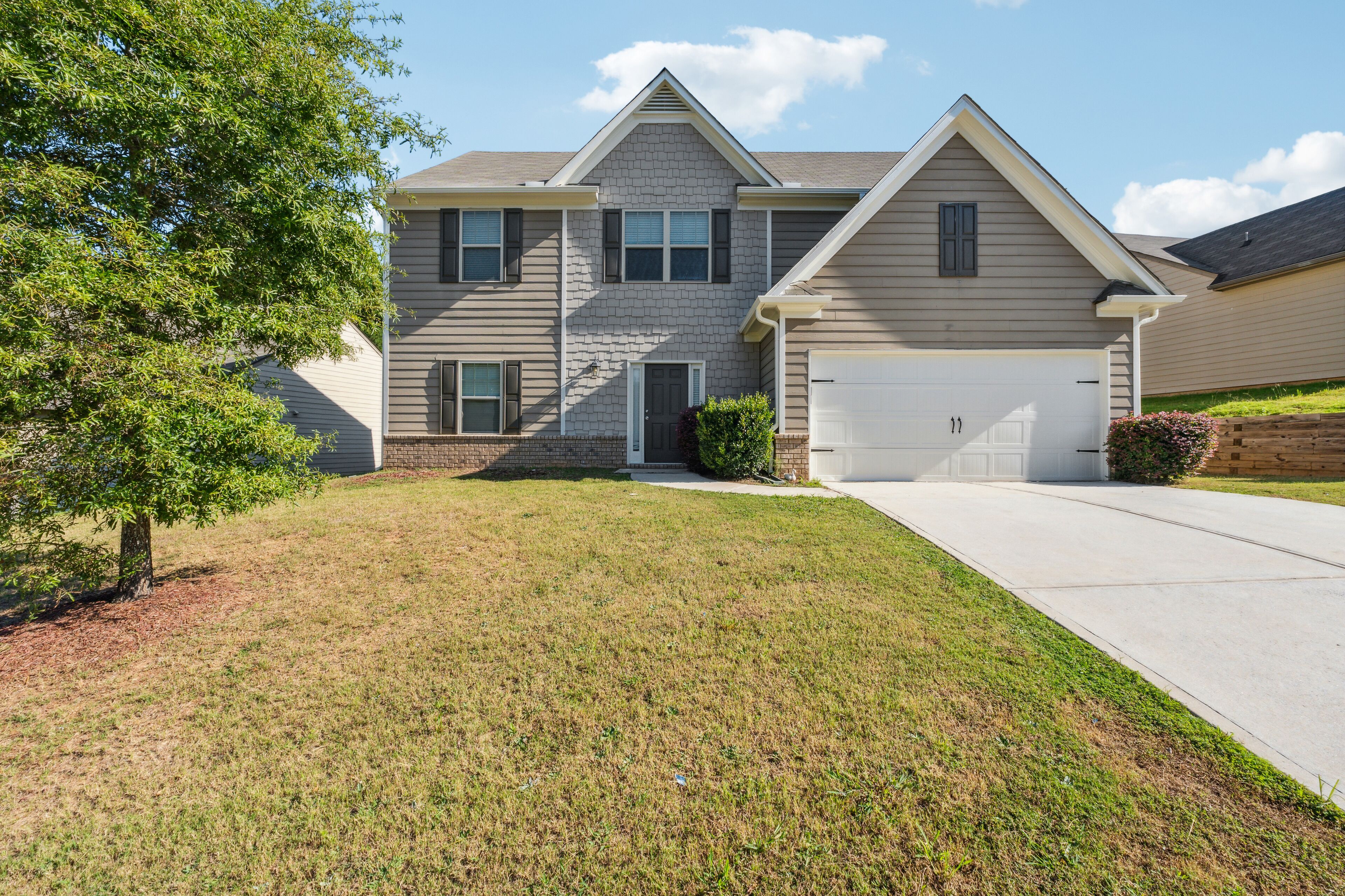 Beautiful Modern Home near Downtown and Airport