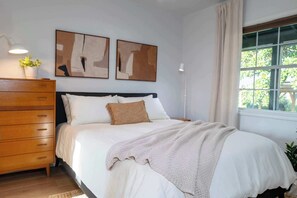 1 室のベッドルーム、アイロン / アイロン台、WiFi、ベッドシーツ