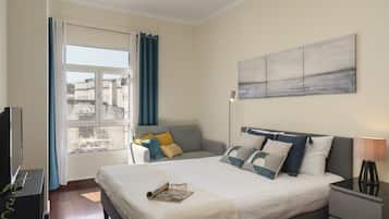 1 habitación, tabla de planchar con plancha, wifi y ropa de cama