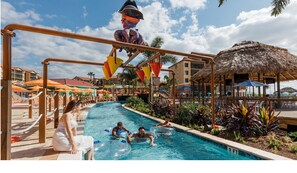 Pool - Sleeps 4 people. One-Bedroom Resort Villa near Disney World and Universal Studio (Orlando)