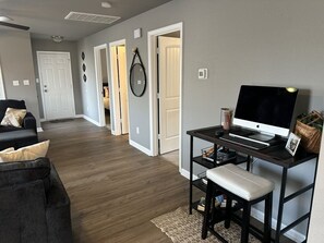 3 bedrooms, desk, iron/ironing board, free WiFi