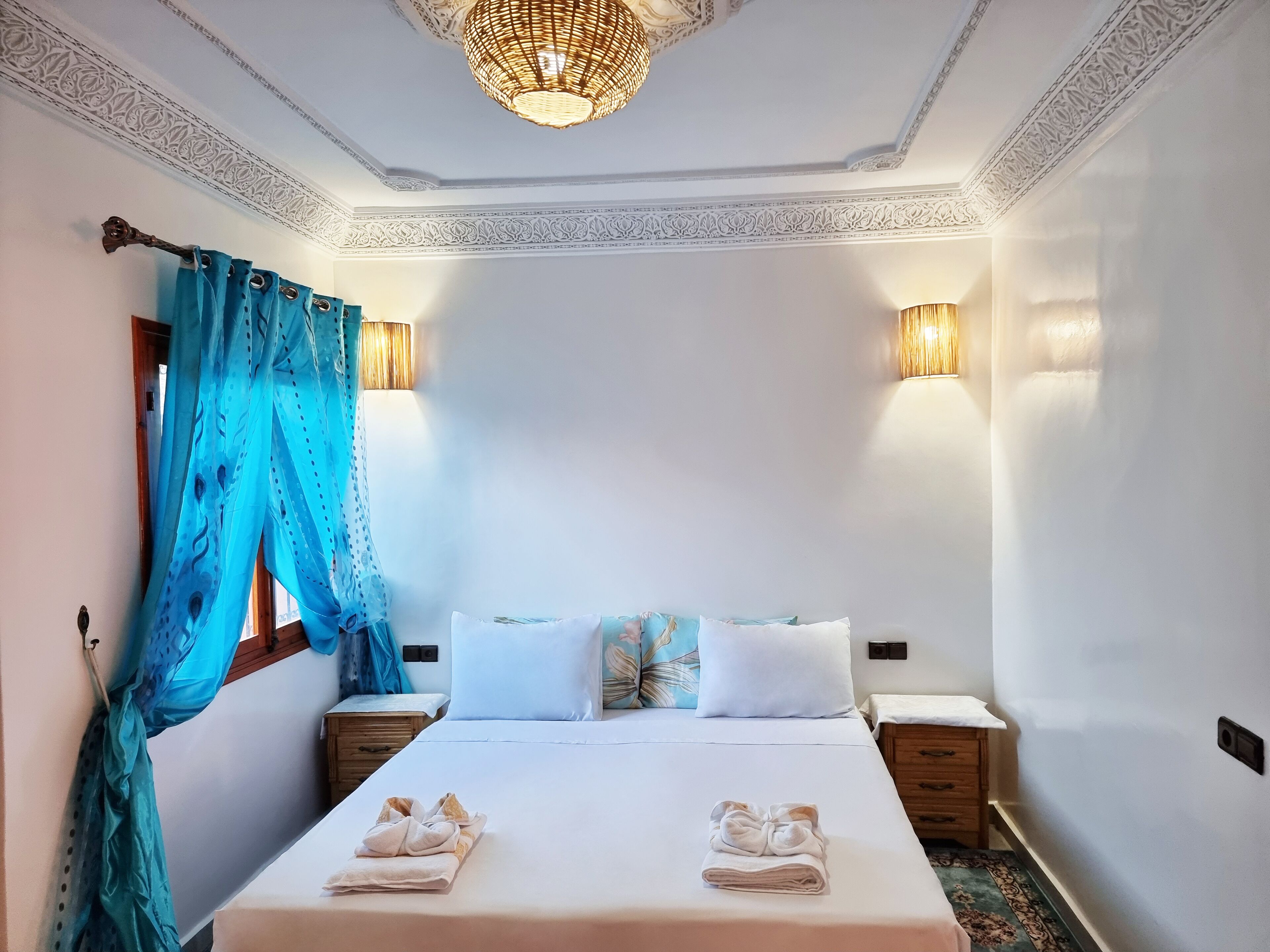 1 chambre, bureau, Wi-Fi, draps fournis