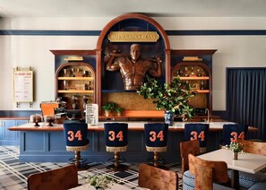 Morgenmad tilberedt efter bestilling hver dag (22 USD pr. person)