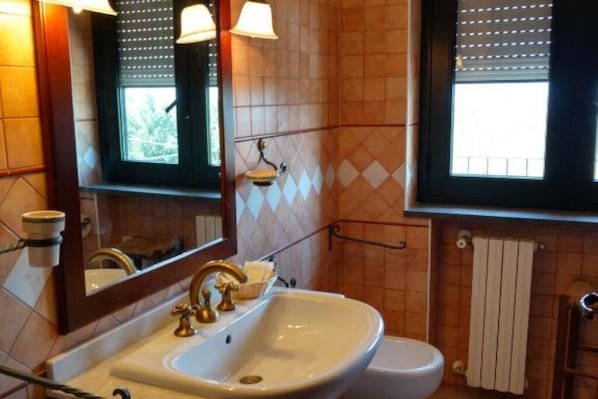 Dusche, Bidet